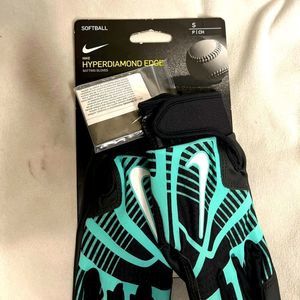 Nike Hyper Diamond Edge Athletic Gloves Small Baby Blue Youth Size S New